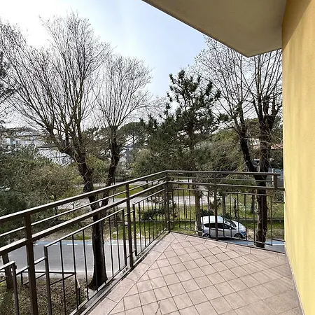 Great Flat With Two Terraces And Parking Apartman Bibione