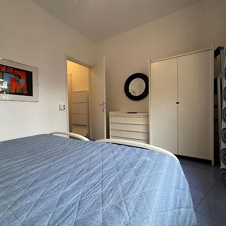 Great Flat With Two Terraces And Parking بيبيوني